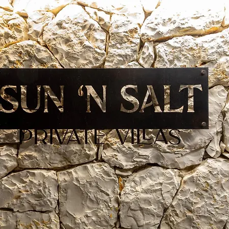 Sun N Salt Private * Agios Georgios Pagon