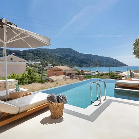 Sun N Salt Private * Agios Georgios Pagon